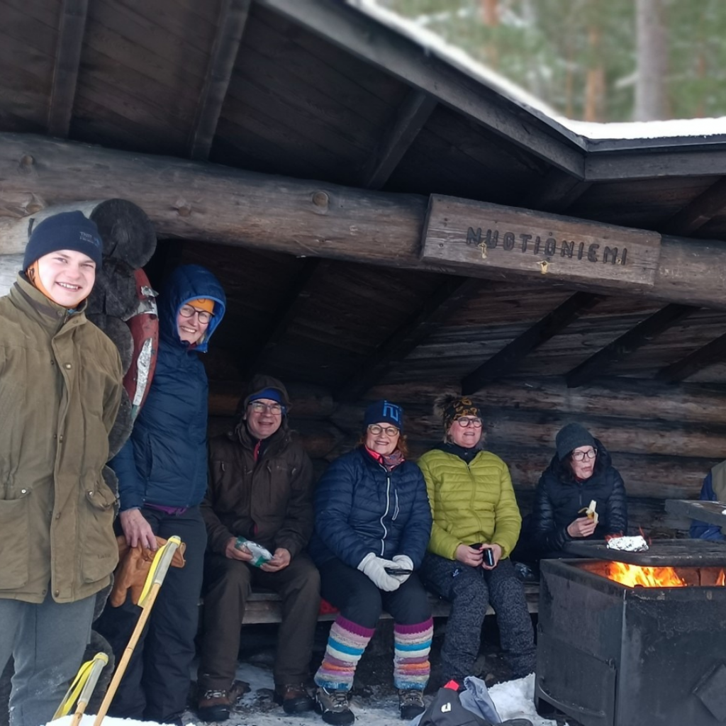 Suosittu Retkeilyluotsi-etäkurssi 2025-2026