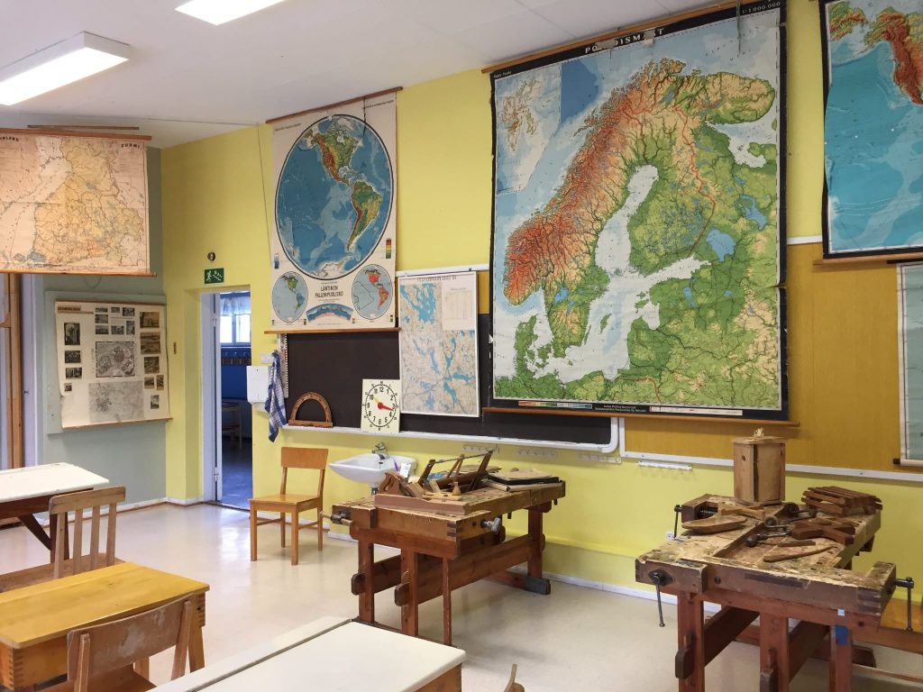 Kuortin koulun perintö elää museoluokassa